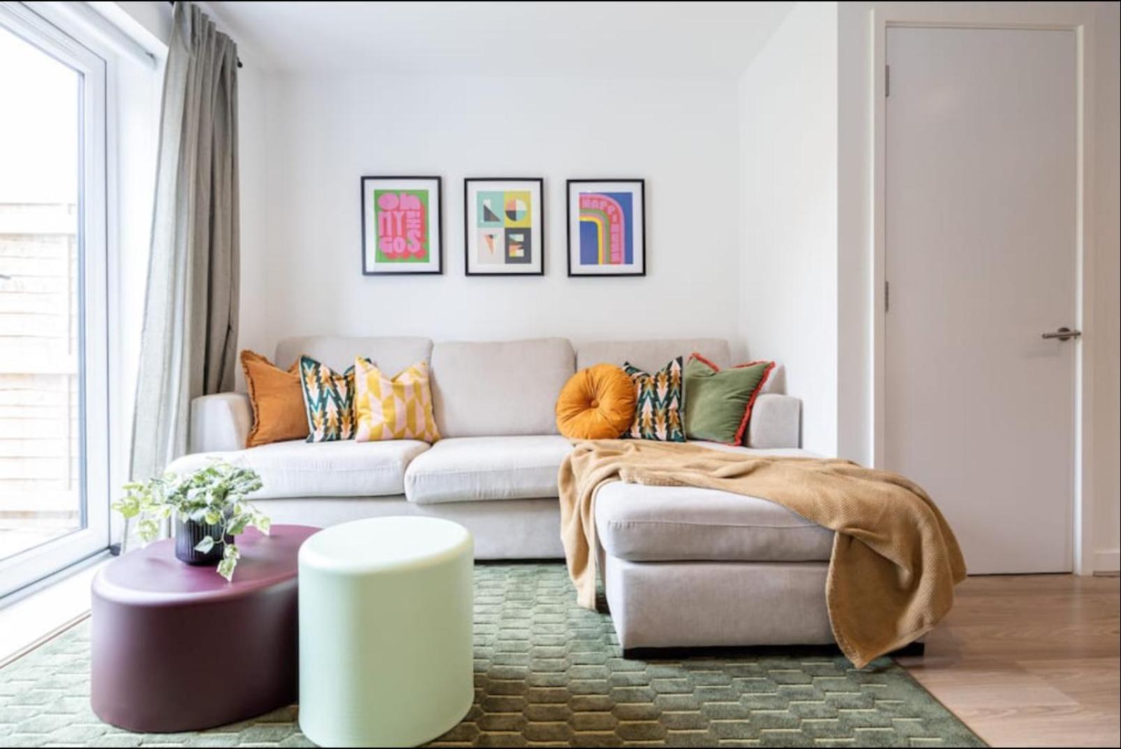 Elegance Retreat - 2 Bed Holiday Home With Parking Manchester Buitenkant foto